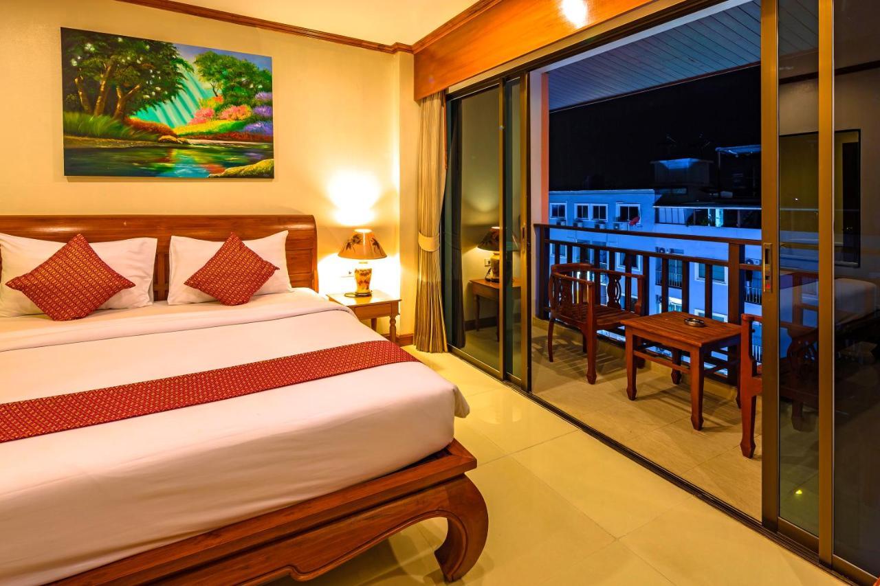 Patong Heaven Hotell Exteriör bild