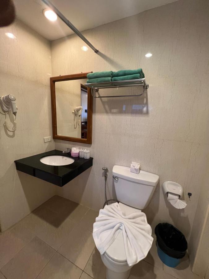 Patong Heaven Hotell Exteriör bild