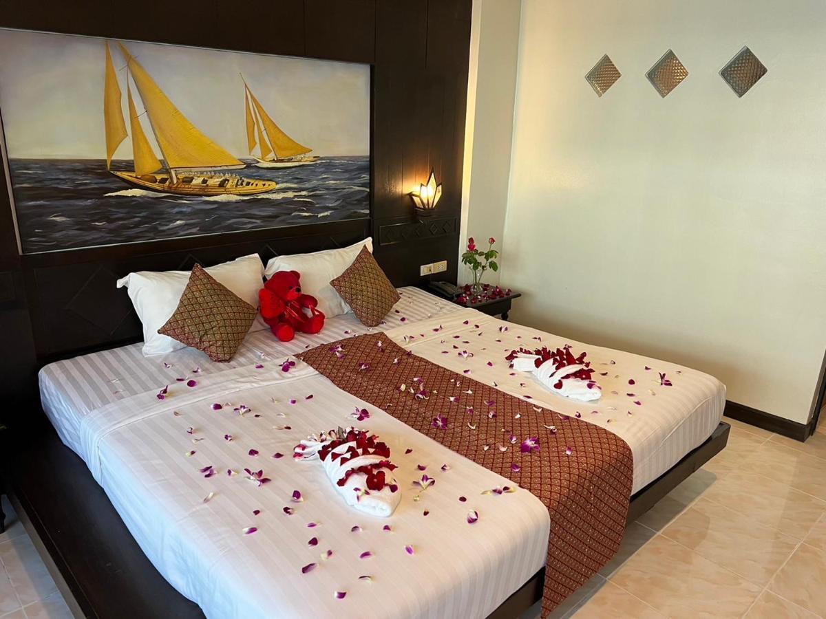 Patong Heaven Hotell Exteriör bild